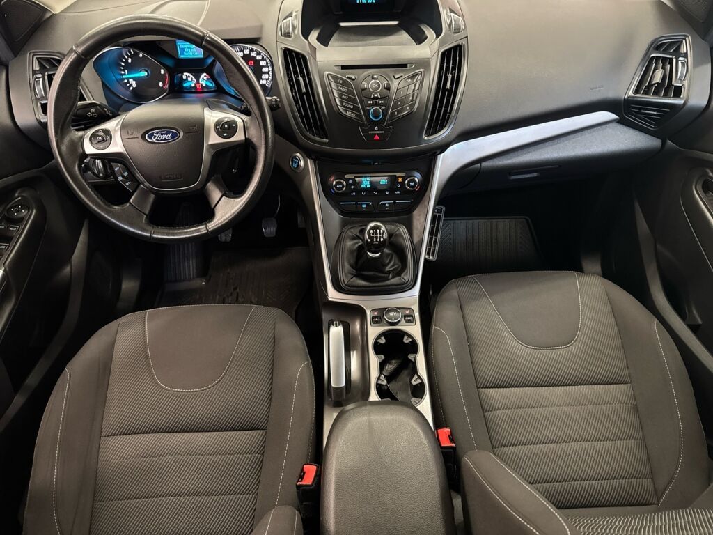 Ford Kuga 2016 Harmaa