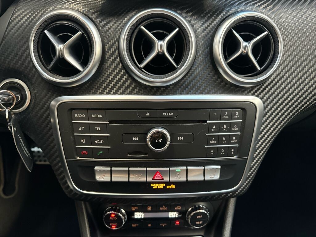 Mercedes-Benz A 2016 Musta