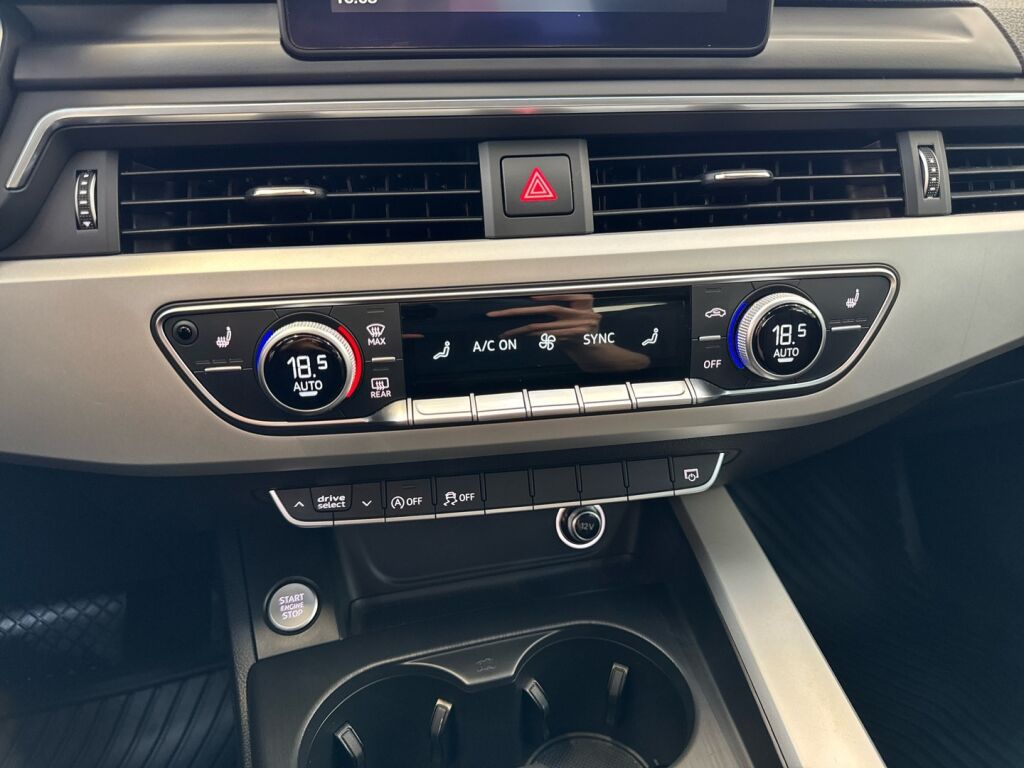 Audi A4 2016 Punainen