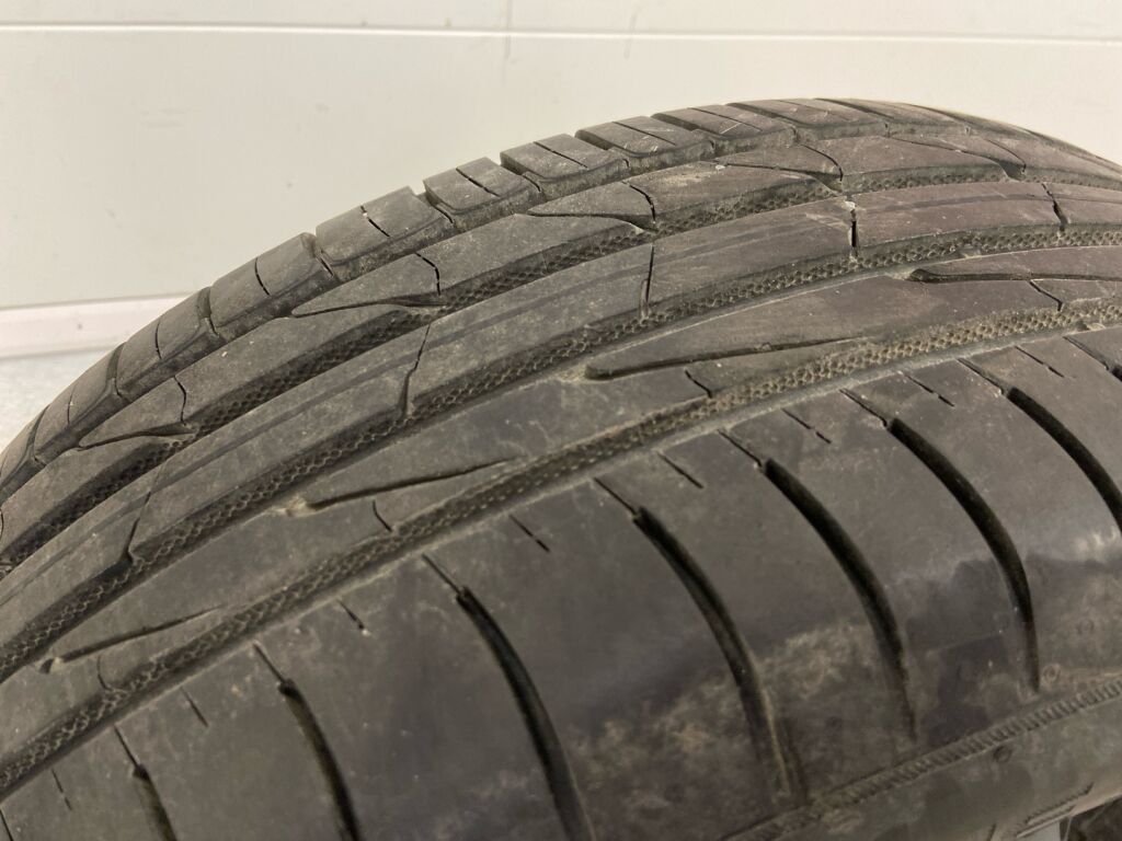 Volkswagen Golf 2016 Valkoinen