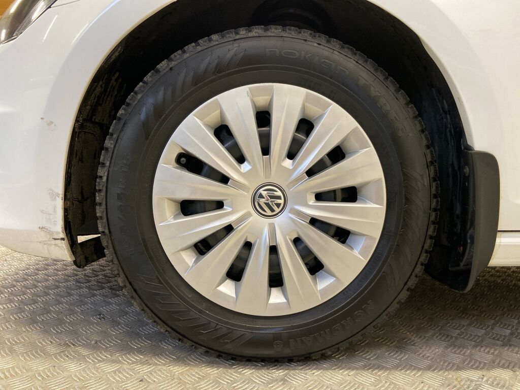 Volkswagen Golf 2016 Valkoinen