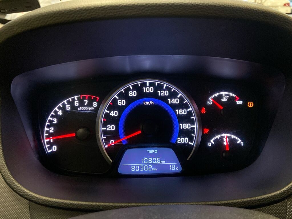 Hyundai i10 2019 Valkoinen