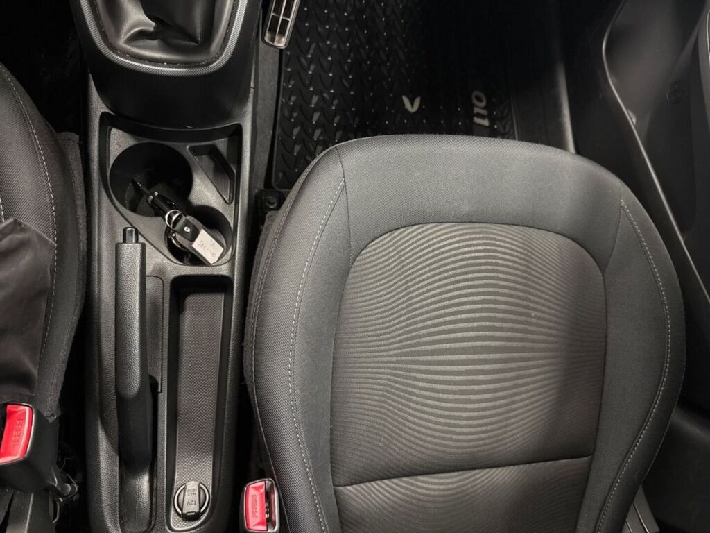 Hyundai i10 2019 Valkoinen