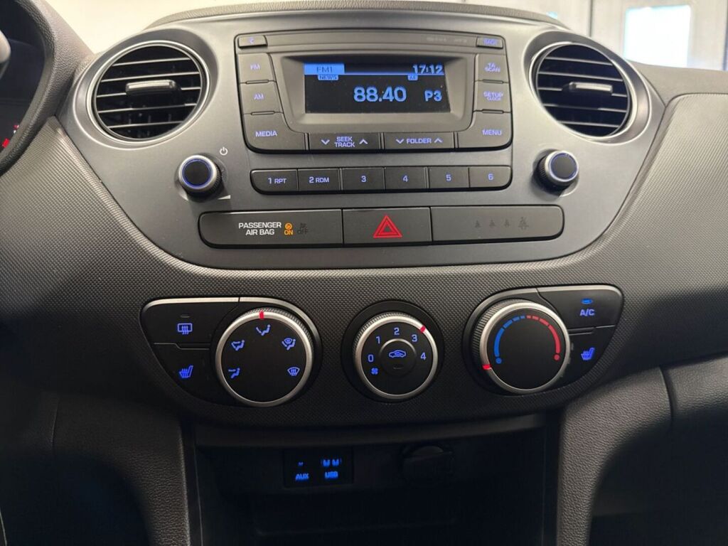 Hyundai i10 2019 Valkoinen