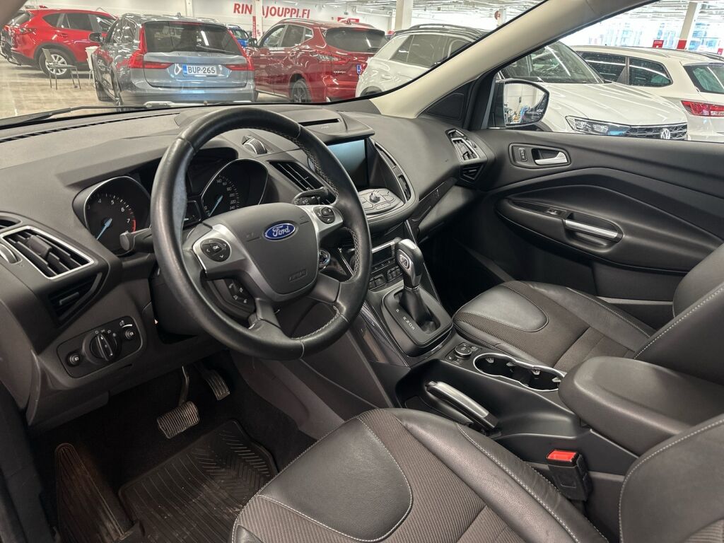 Ford Kuga 2016 Harmaa