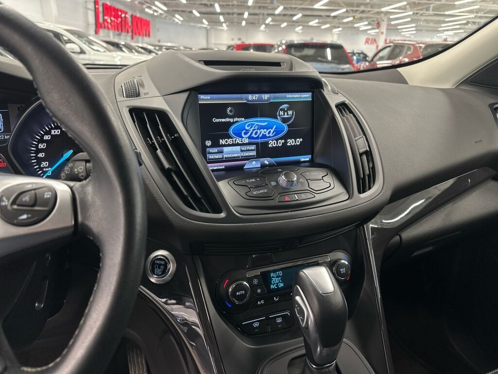 Ford Kuga 2016 Harmaa