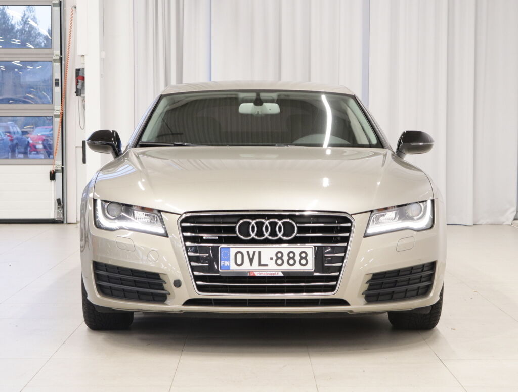 Audi A7 2011 Ruskea (beige)