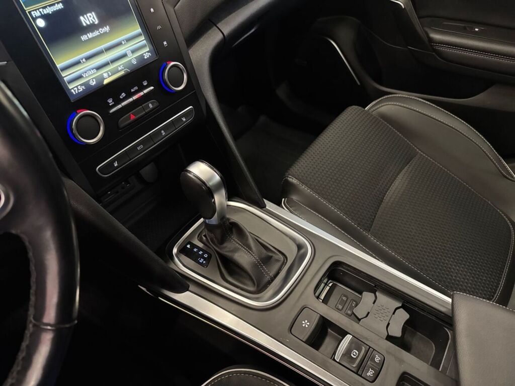 Renault Megane 2017 Ruskea (beige)
