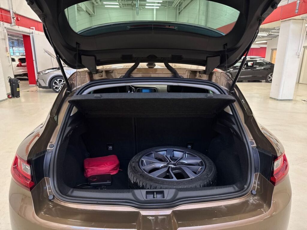 Renault Megane 2017 Ruskea (beige)