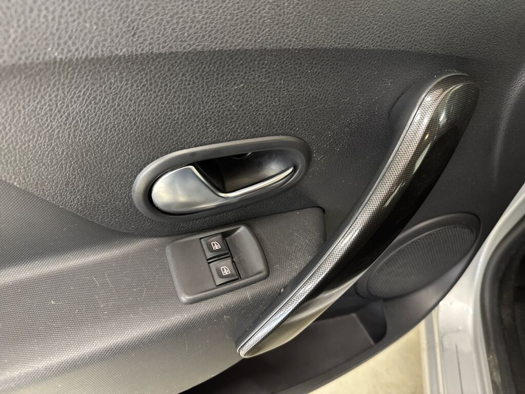 Dacia Logan MCV 2017 Harmaa