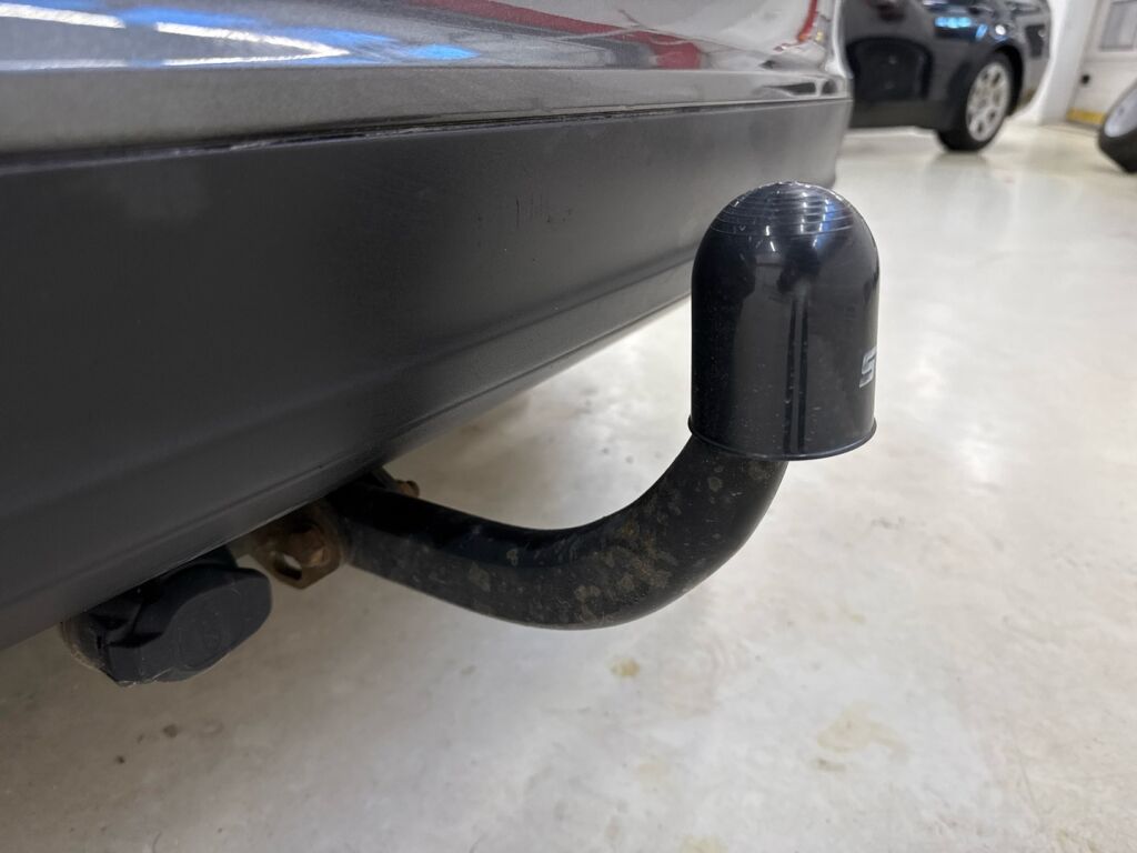 Ford Focus 2017 Harmaa