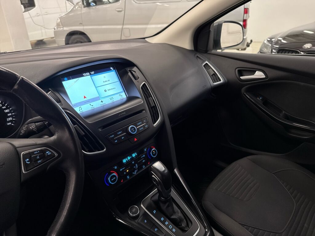 Ford Focus 2017 Harmaa