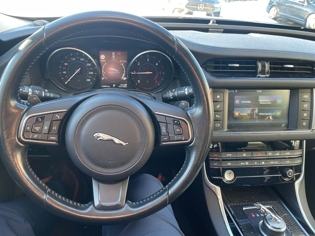 Jaguar XF 2016 Valkoinen