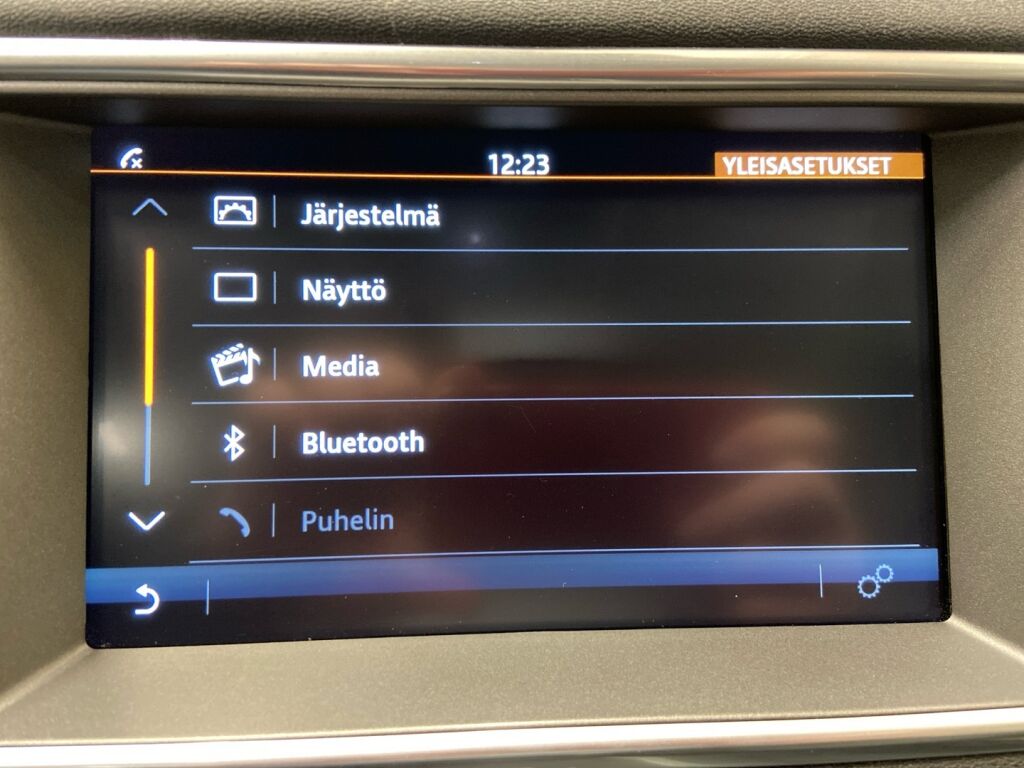 Land Rover Range Rover Evoque 2017 Ruskea (beige)