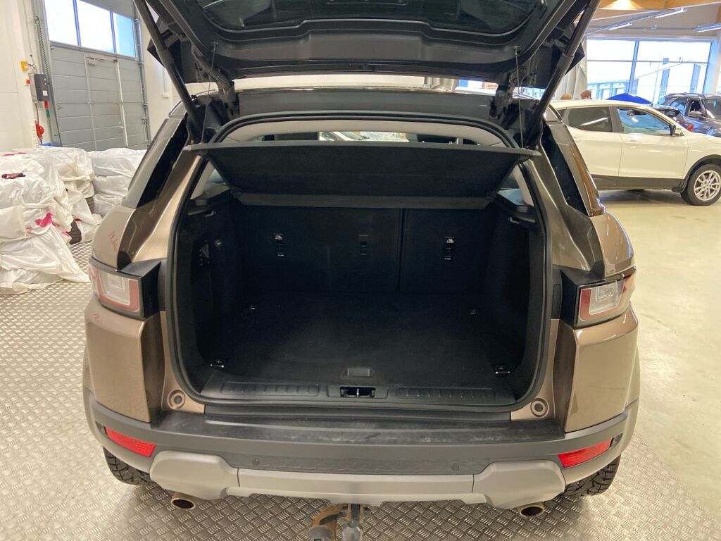 Land Rover Range Rover Evoque 2017 Ruskea (beige)