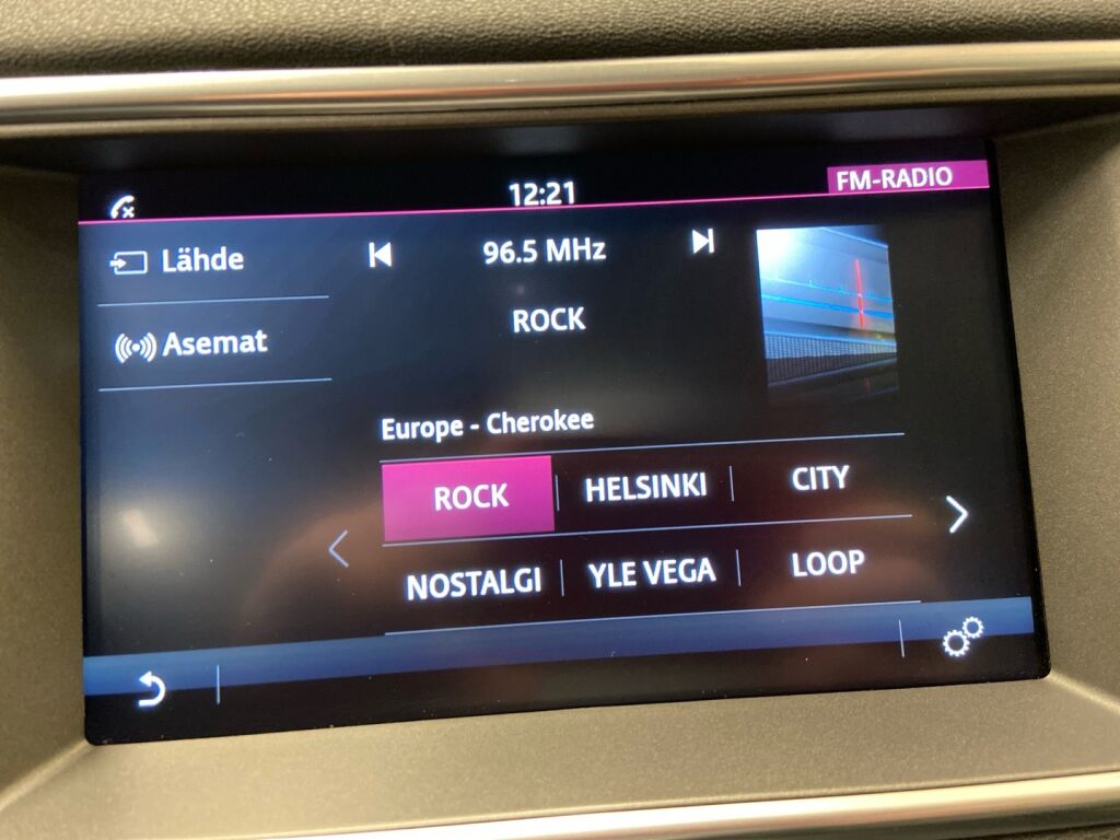 Land Rover Range Rover Evoque 2017 Ruskea (beige)