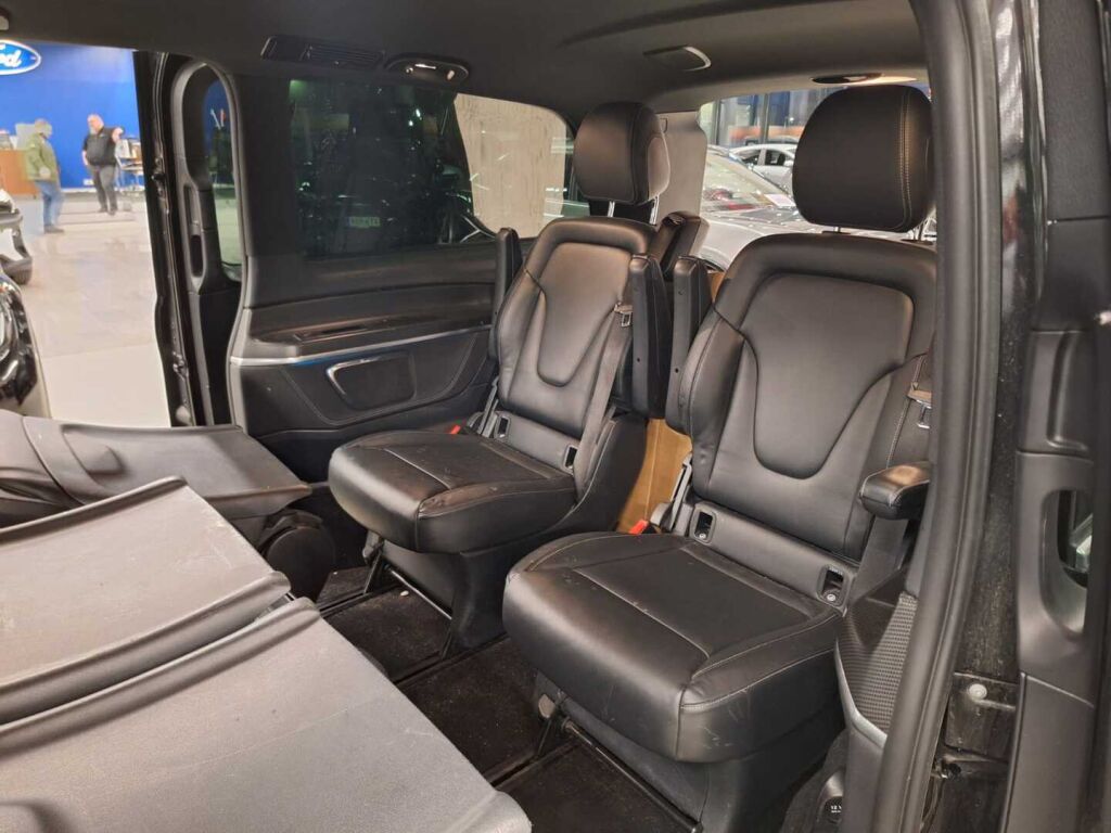 Mercedes-Benz V 2016 Musta