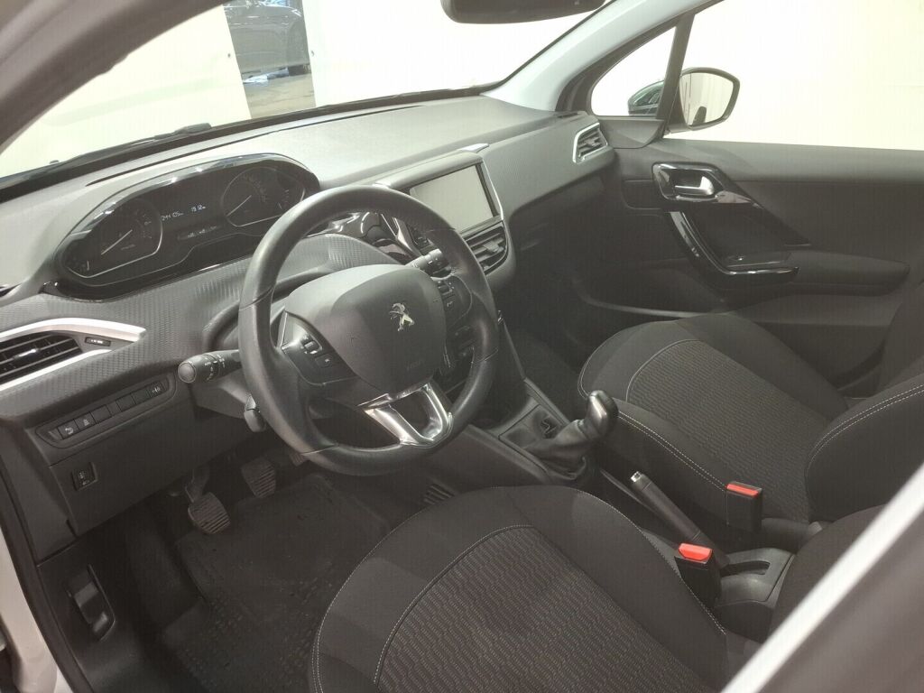 Peugeot 208 2017 Harmaa