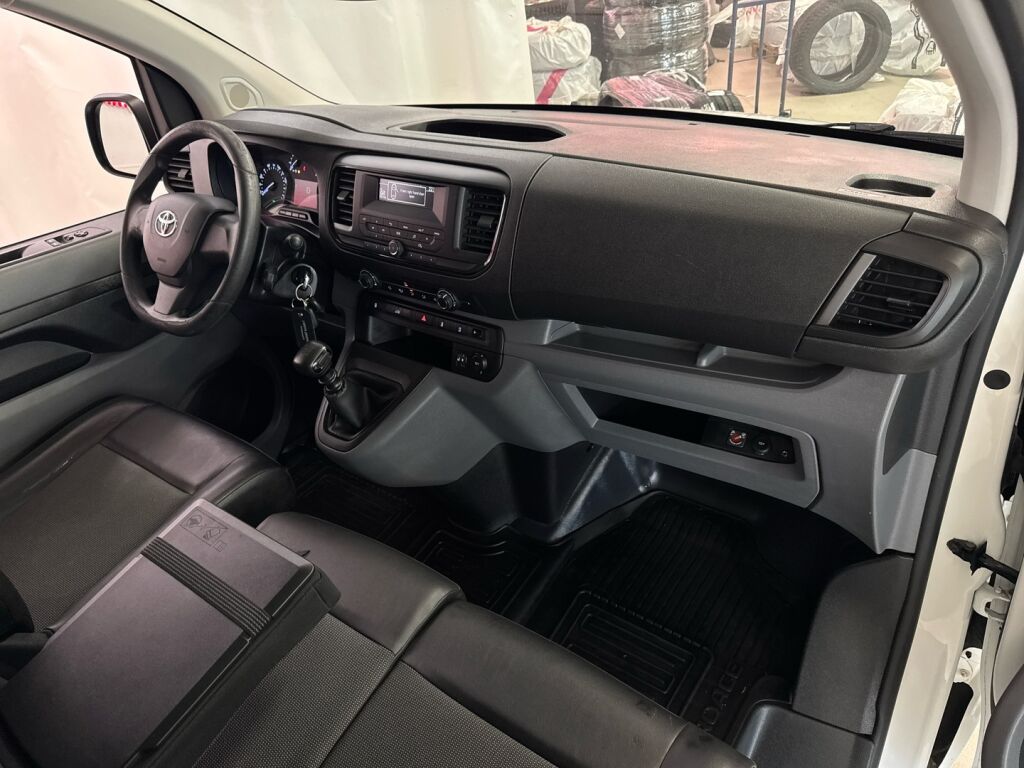Toyota Proace 2017 Valkoinen