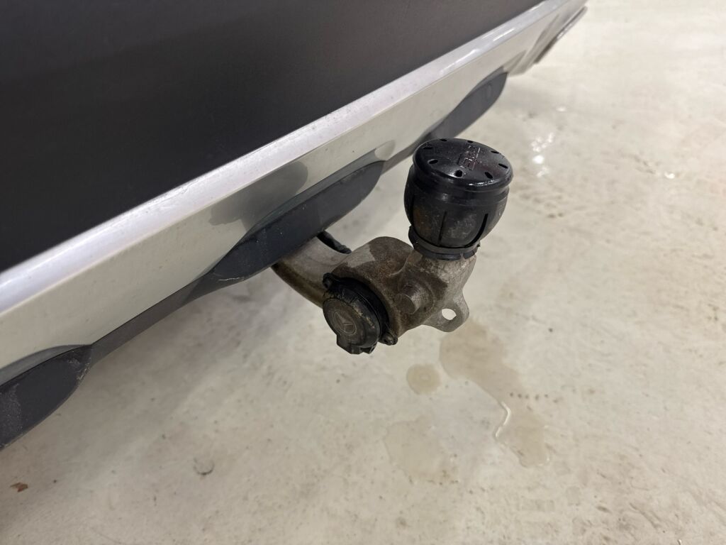 Mercedes-Benz E 2017 Punainen