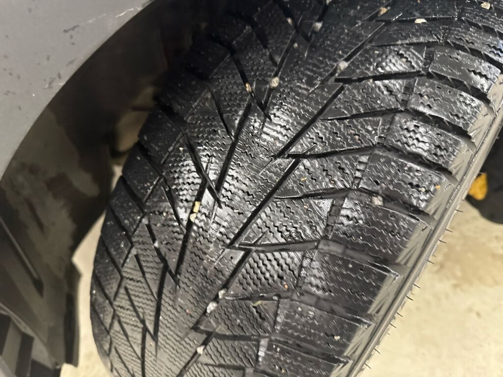 Mercedes-Benz E 2017 Punainen