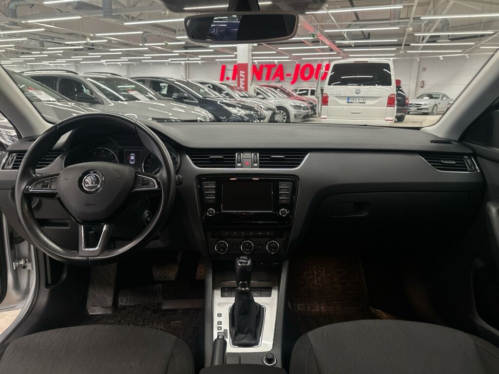 Skoda Octavia 2017 Harmaa