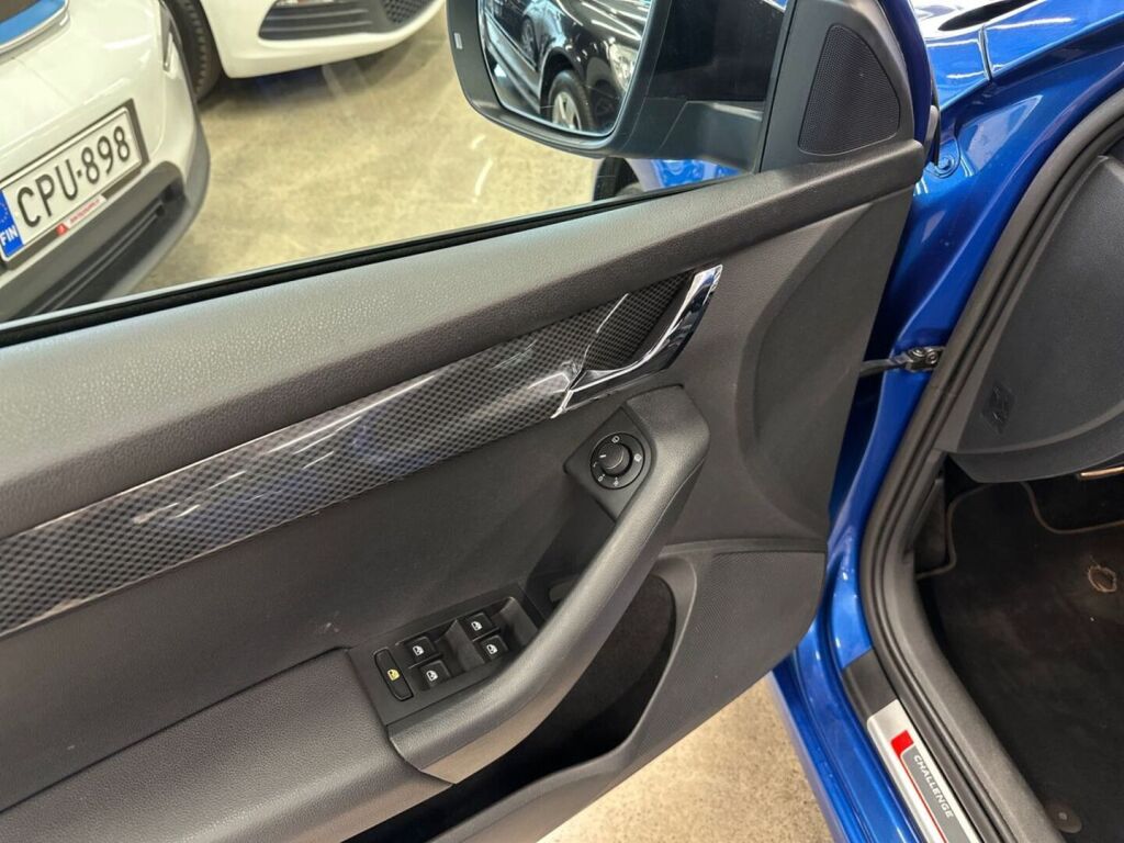 Skoda Octavia 2017 Sininen