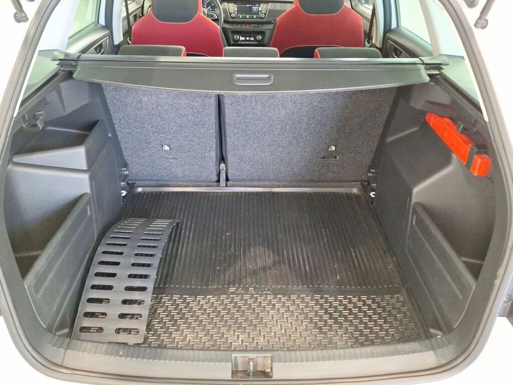Skoda Fabia 2017 Valkoinen