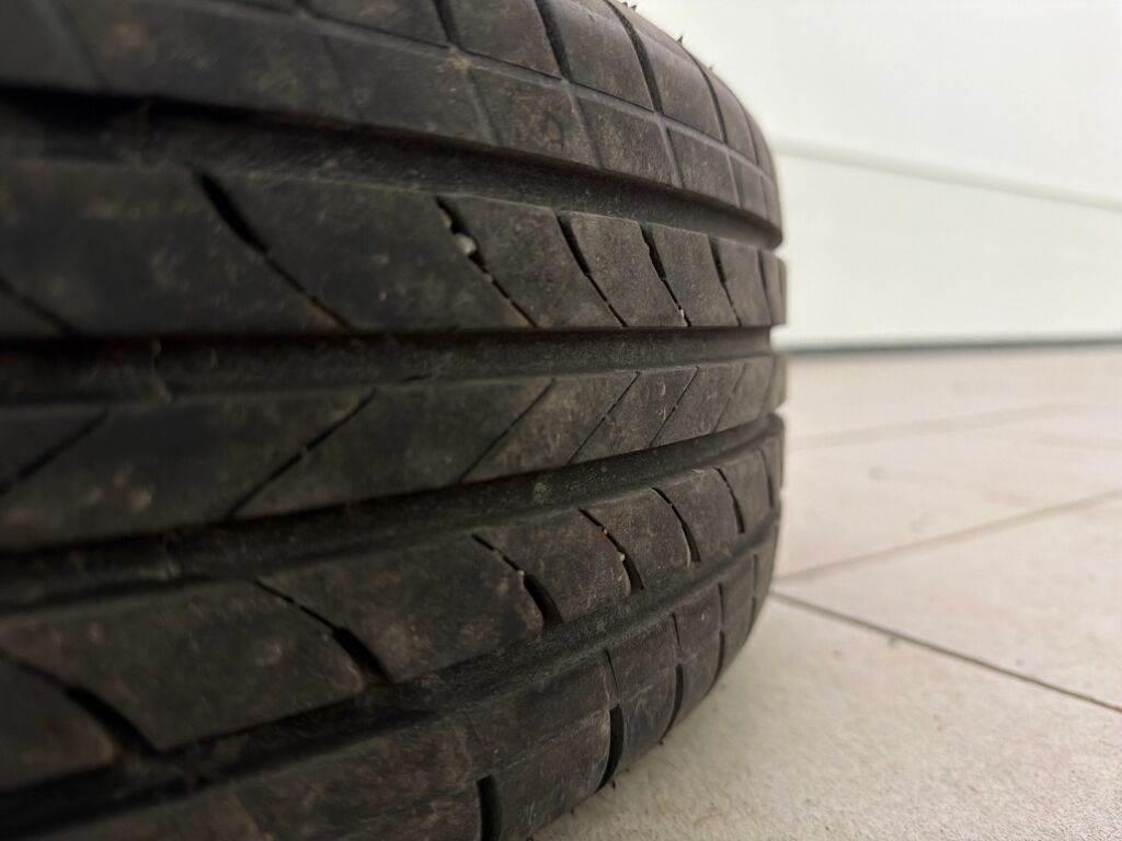 Opel Corsa 2017 Musta