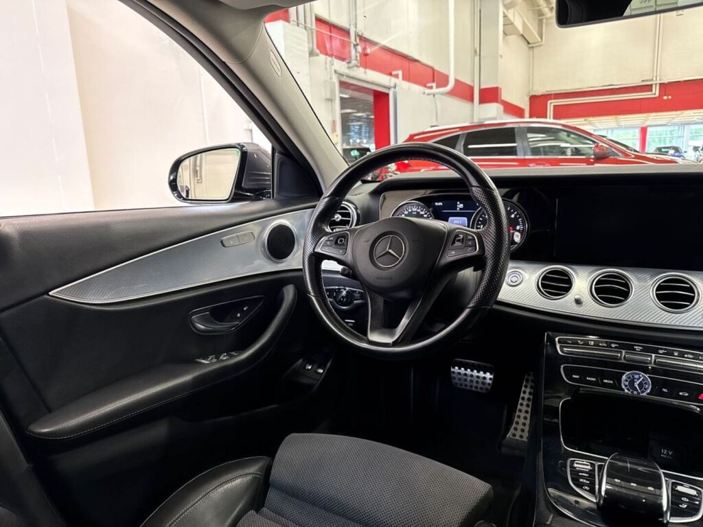 Mercedes-Benz E 2017 Harmaa