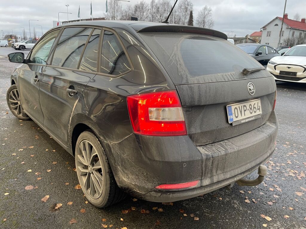 Skoda Rapid 2017 Musta