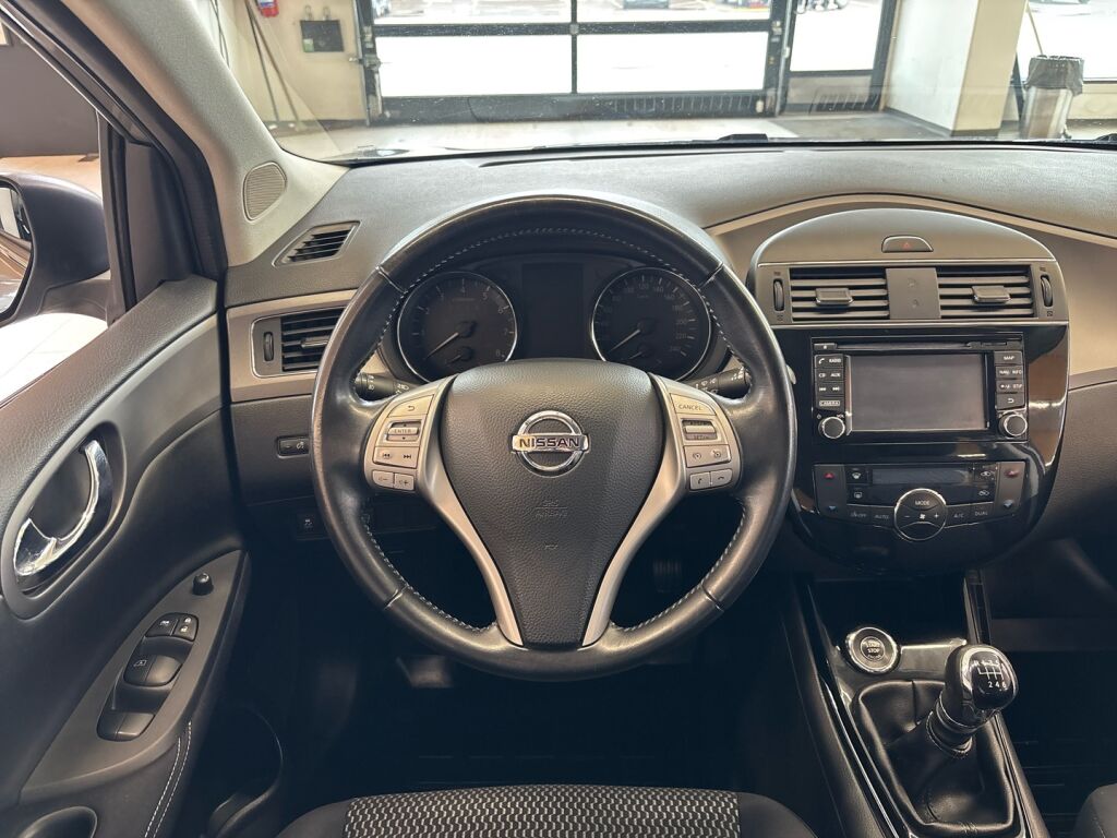 Nissan Pulsar 2017 Harmaa