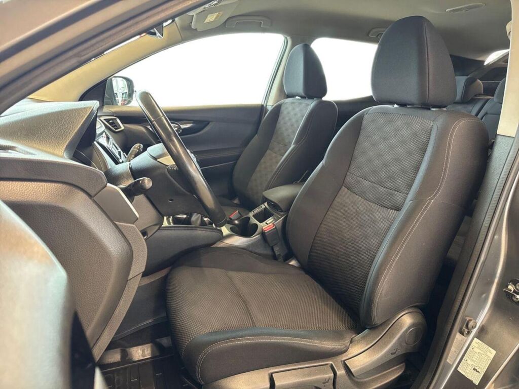 Nissan Qashqai 2017 Metallinhohto Harmaa
