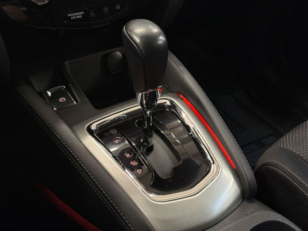 Nissan Qashqai 2017 Valkoinen