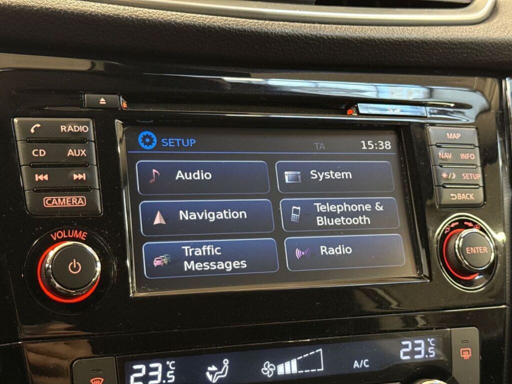 Nissan Qashqai 2017 Valkoinen