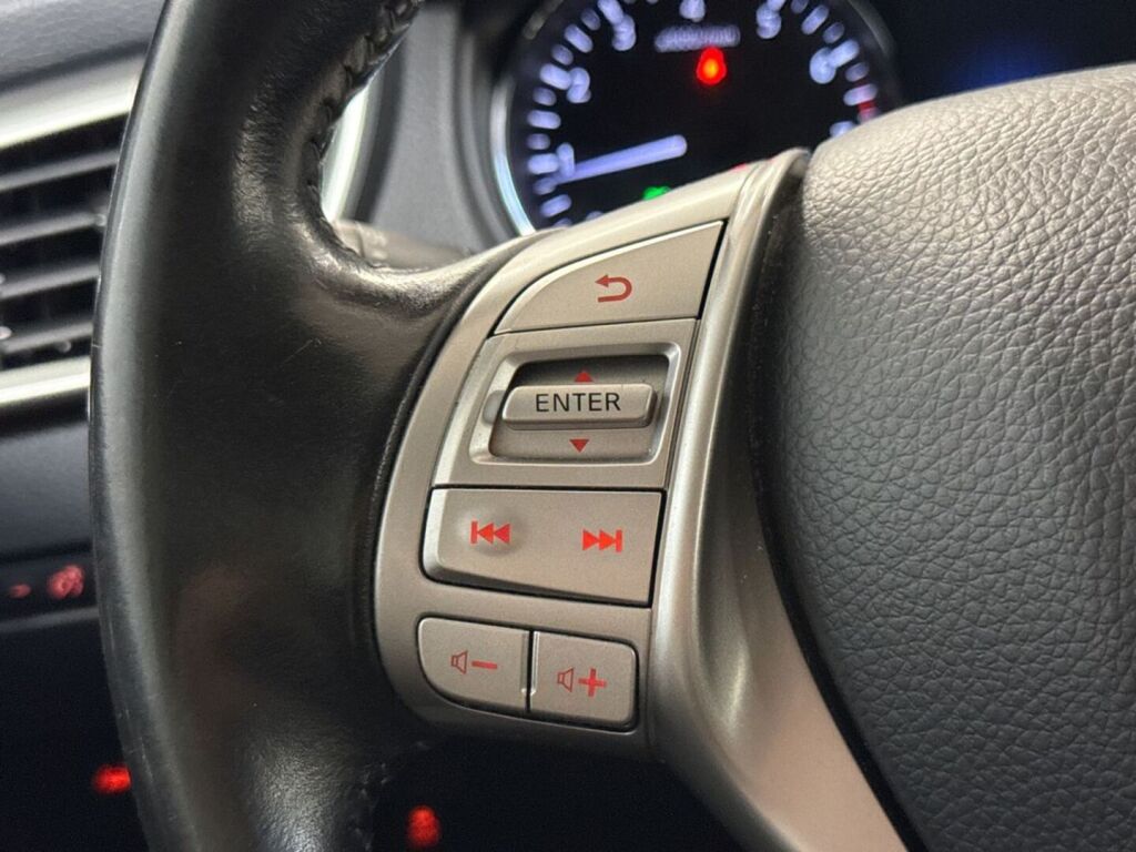 Nissan Qashqai 2017 Valkoinen