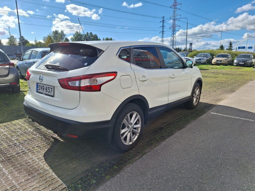 Nissan Qashqai 2017 Valkoinen