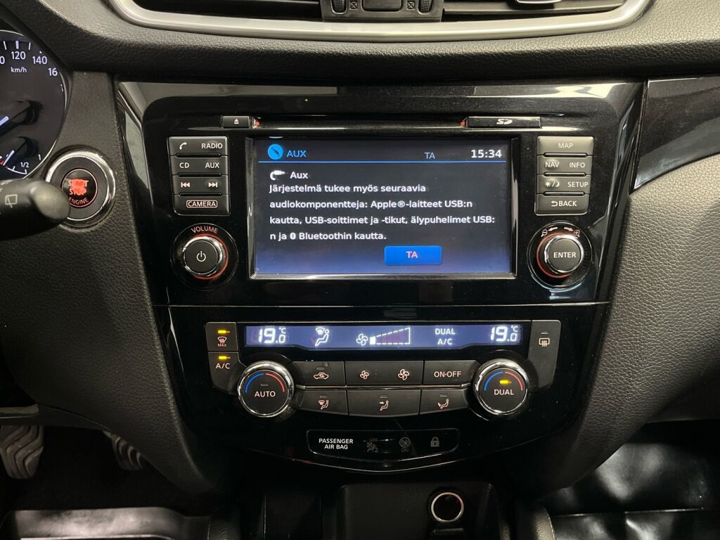 Nissan Qashqai 2017 Ruskea (beige)