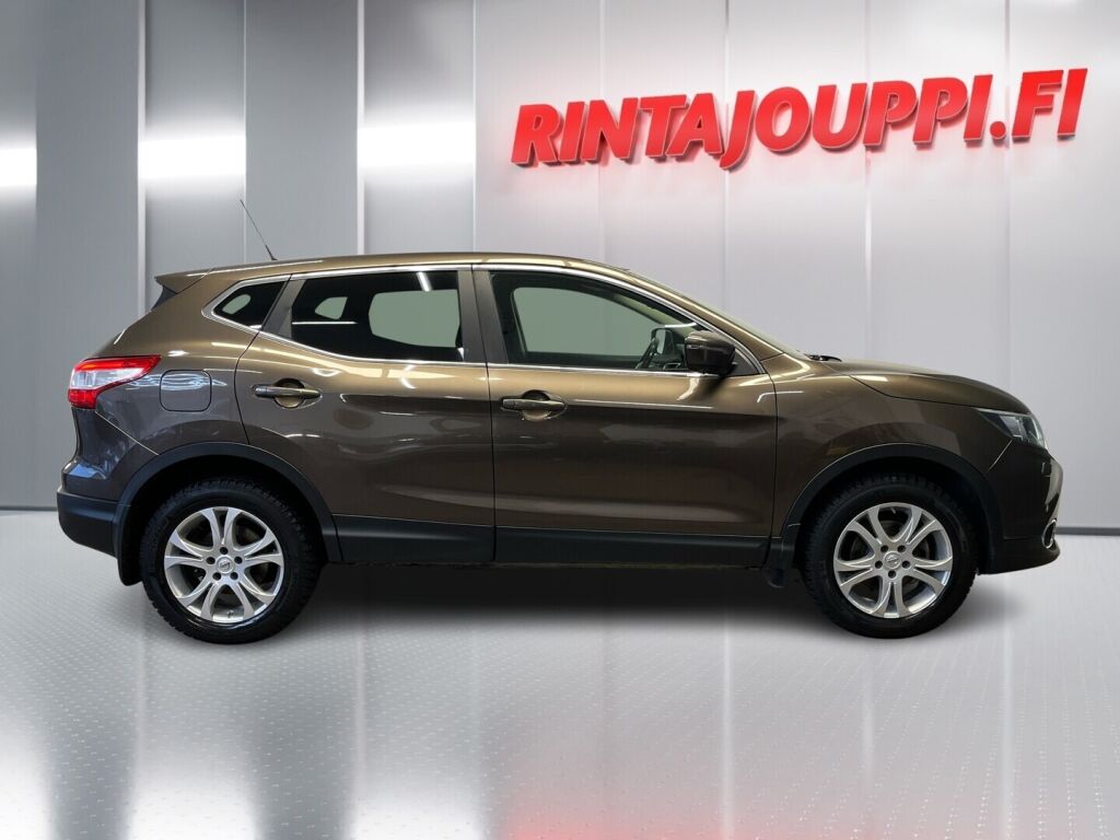 Nissan Qashqai 2017 Ruskea (beige)