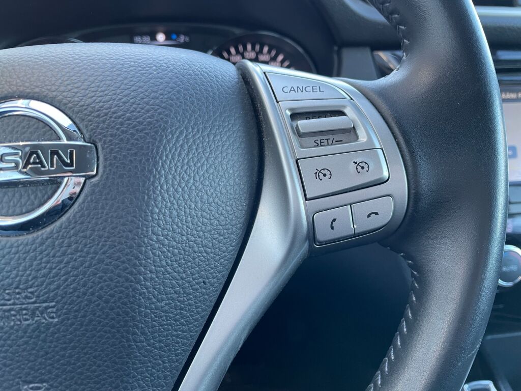 Nissan Qashqai 2017 Ruskea (beige)