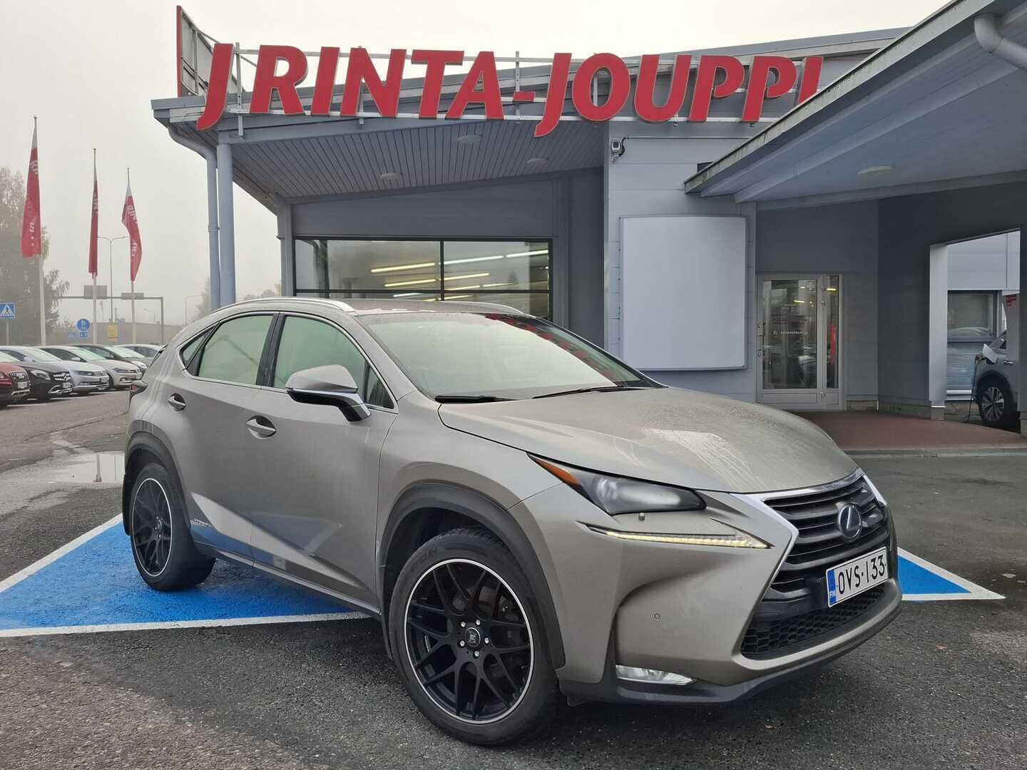 Lexus NX