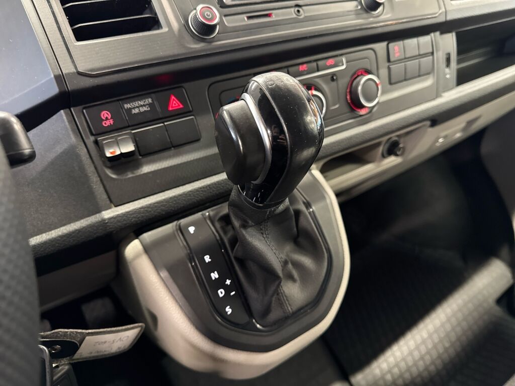 Volkswagen Transporter 2017 Hopea