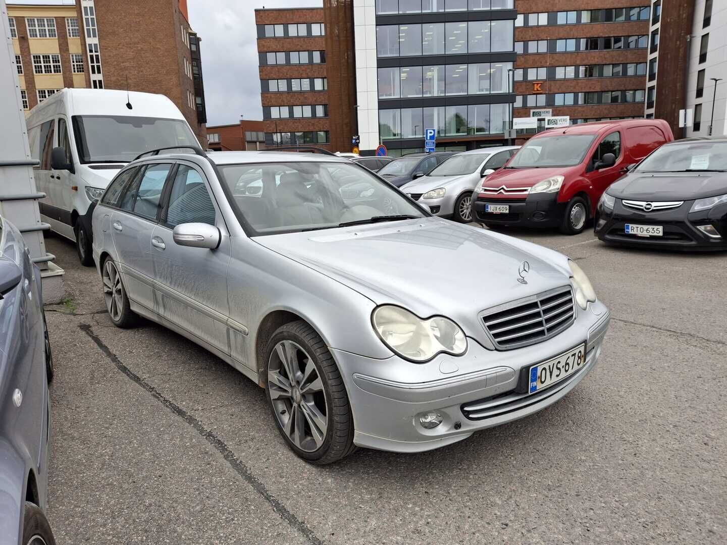 Mercedes-Benz C