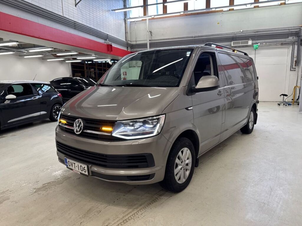 Volkswagen Transporter 2017 Ruskea (beige)