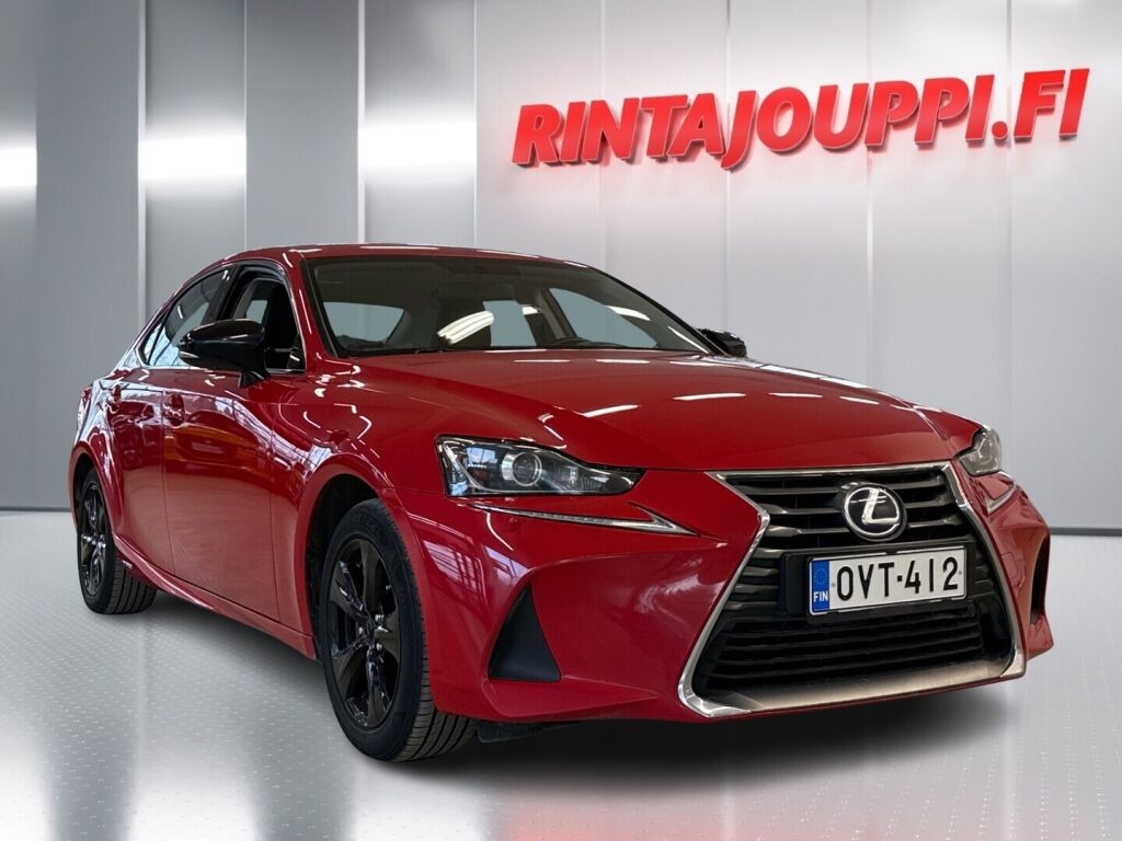 Lexus IS 2017 Punainen