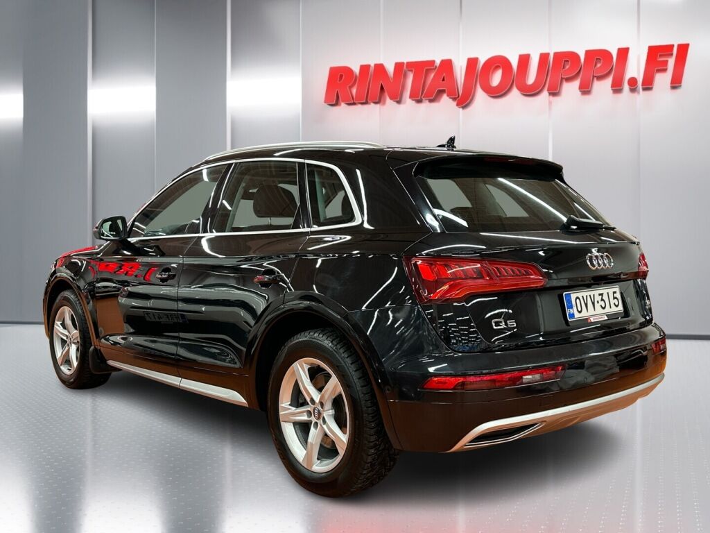 Audi Q5 2018 Musta