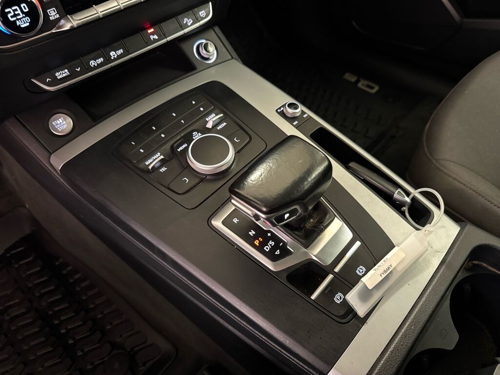 Audi Q5 2017 Valkoinen