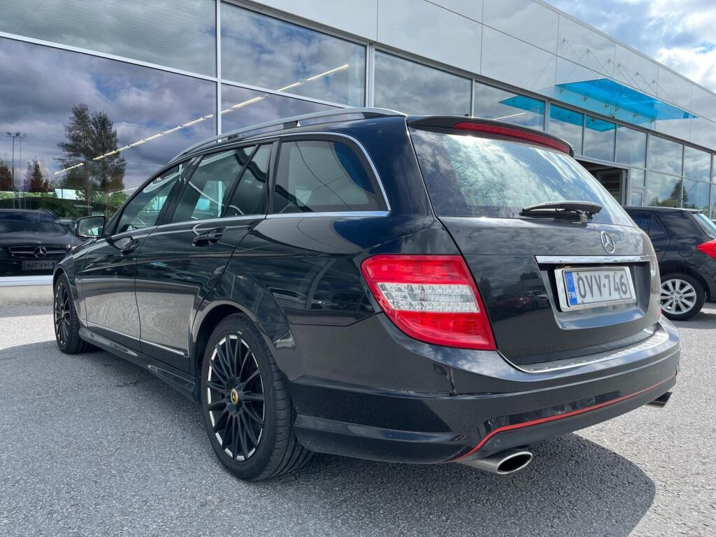 Mercedes-Benz C 2008 Musta
