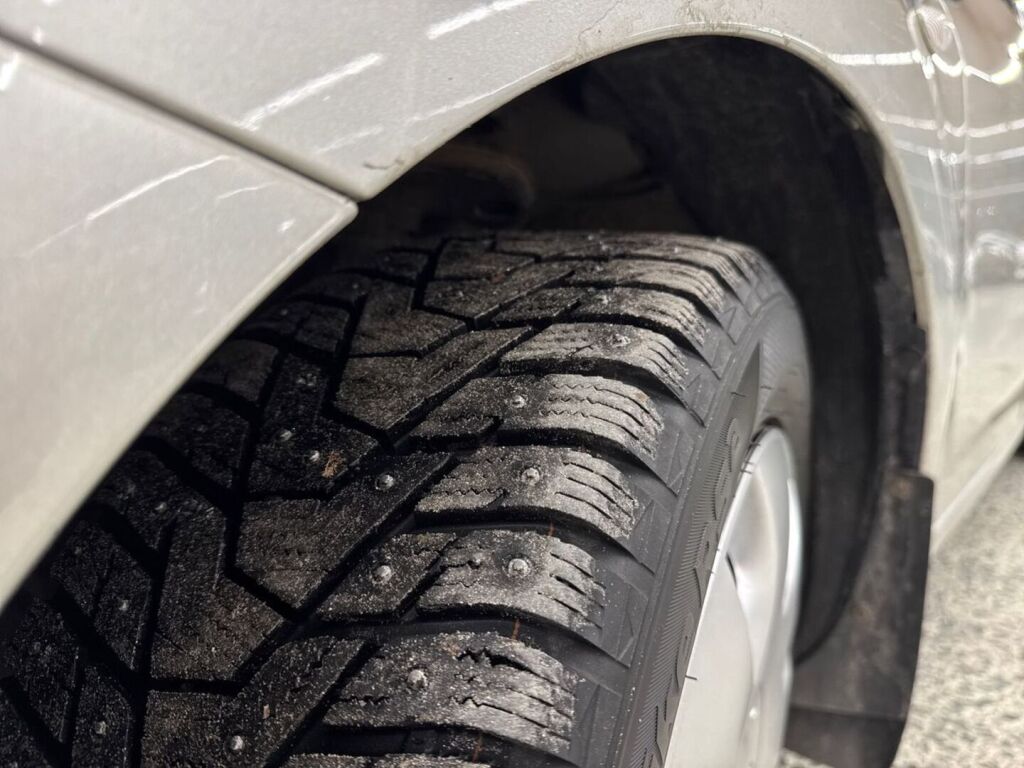 Toyota Auris 2007 Hopea