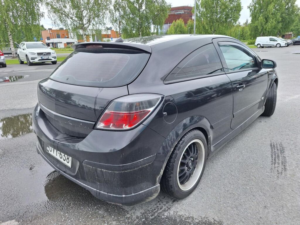 Opel Astra 2008 Musta